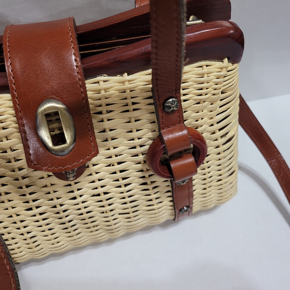 Bag - Picture 3 of 11